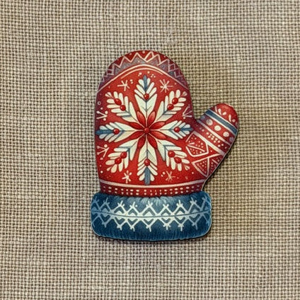Nordic Winter Mitten Wooden Magnetic Needle Minder