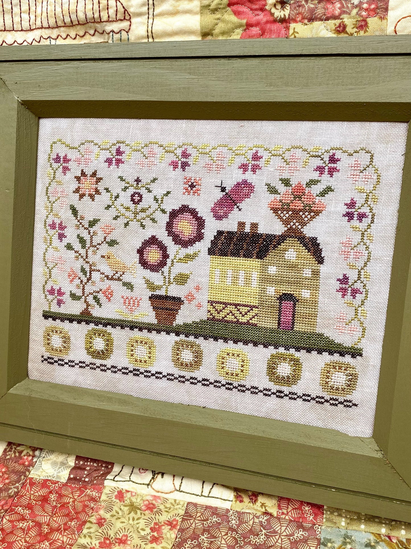 House on Kiwi Hill - Blueberry Ridge Design - Cross Stitch Pattern