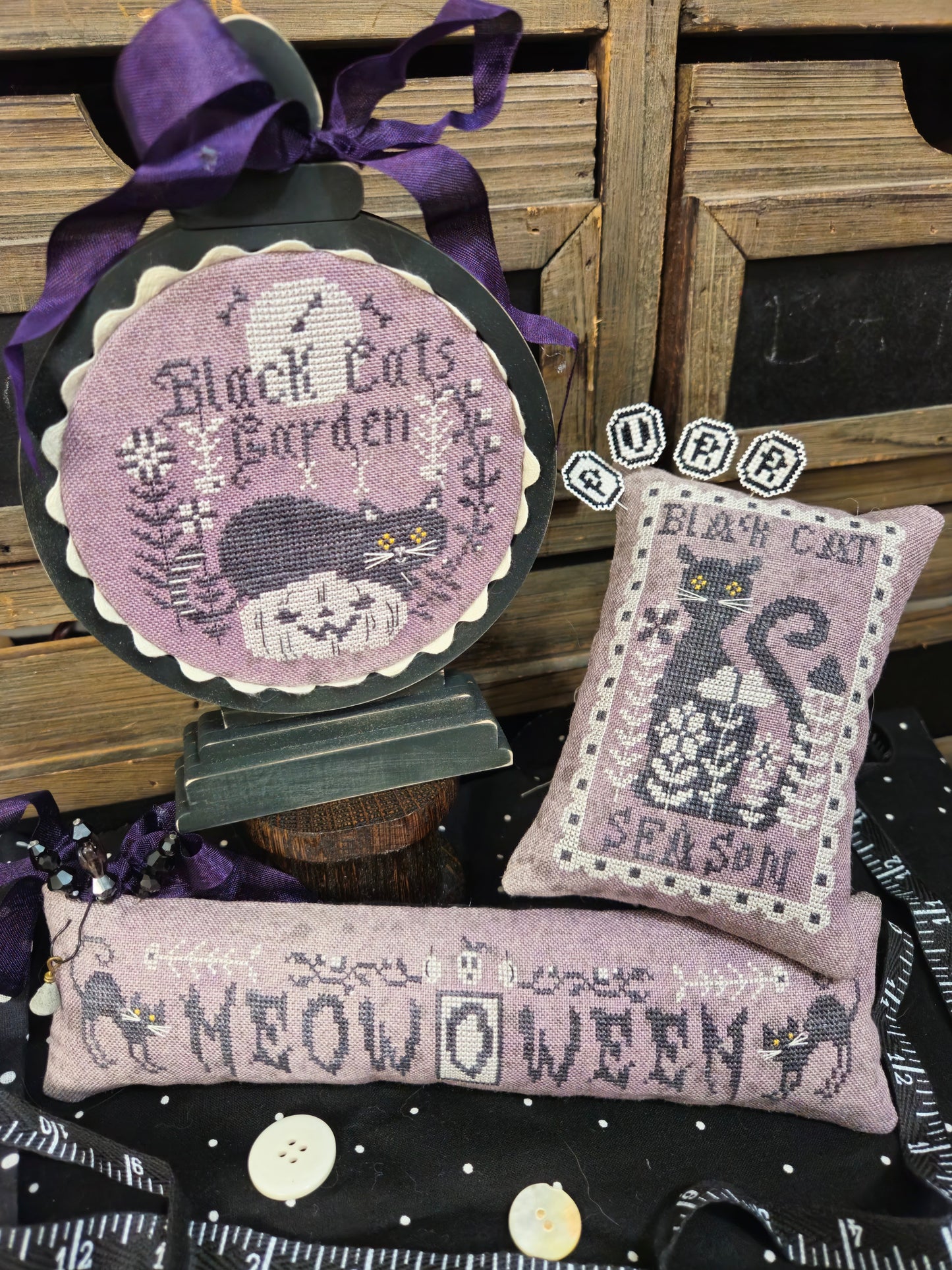 Meow O Ween - Quaintrose Needle Arts - Cross Stitch Pattern