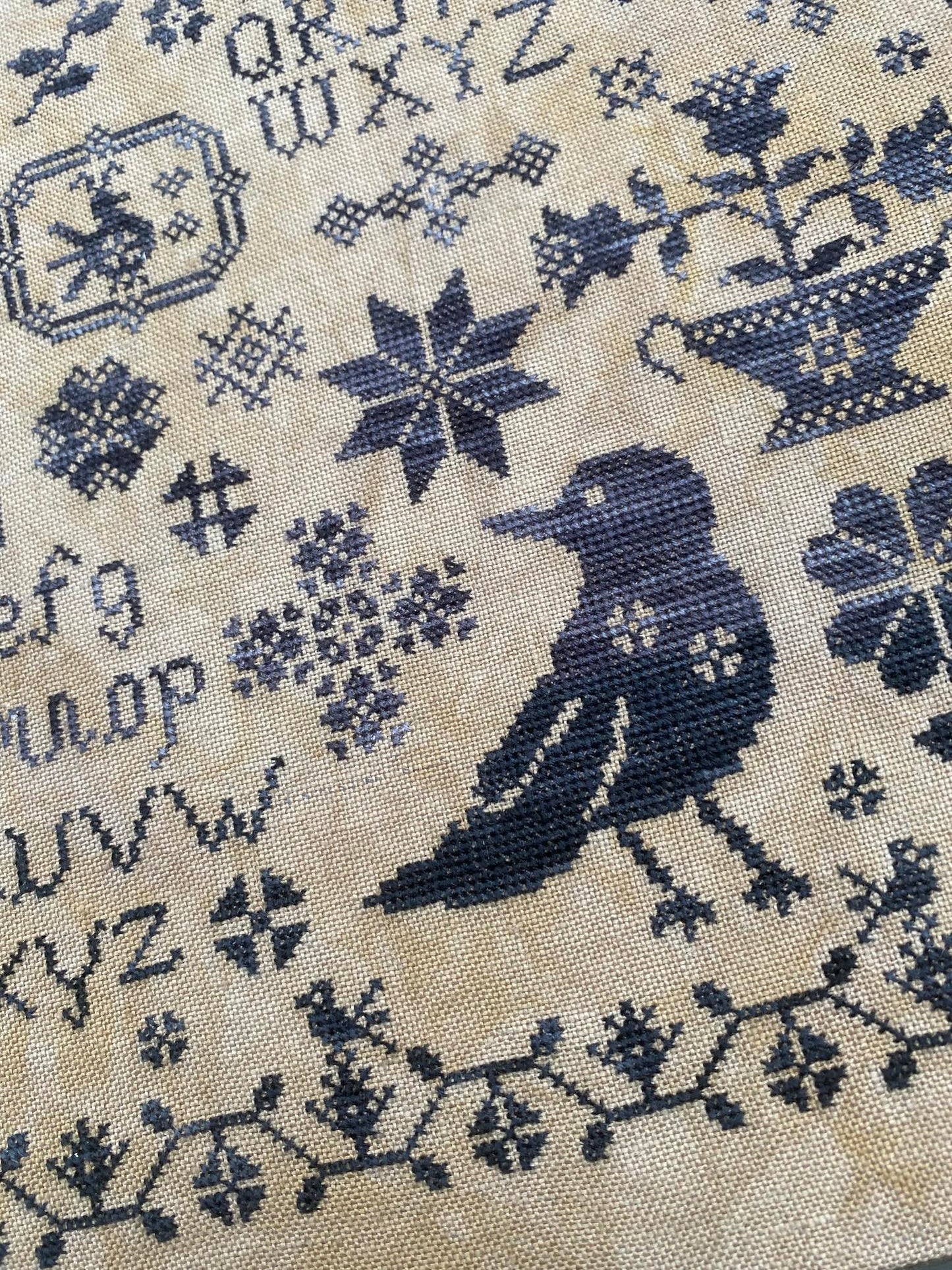 Black Bird Sampler - Pansy Patch Quilts and Stitchery - Cross Stitch Pattern