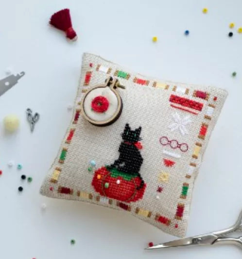 Stitcher's Cat - Cotton Pixels - Cross Stitch Pattern, Needlecraft Patterns, Needlecraft Patterns, The Crafty Grimalkin - A Cross Stitch Store