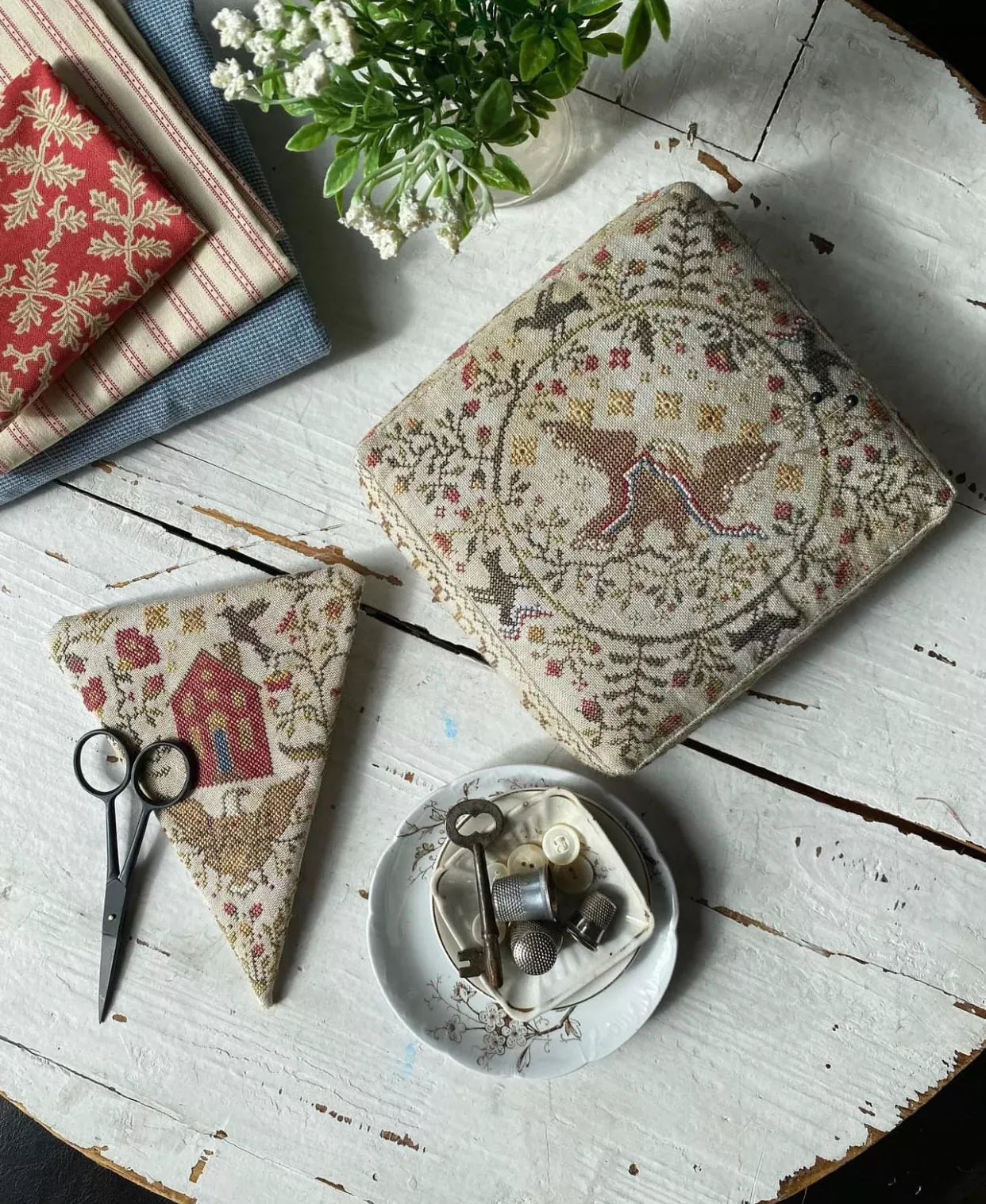 United We Stand - Blackbird Designs - Cross Stitch Pattern, Needlecraft Patterns, Needlecraft Patterns, The Crafty Grimalkin - A Cross Stitch Store