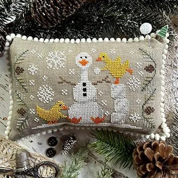 Snowman Lookalike Ducklings - Puntini Puntini - Cross Stitch Pattern