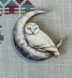 Owl on the Moon Wooden Magnetic Needle Minder