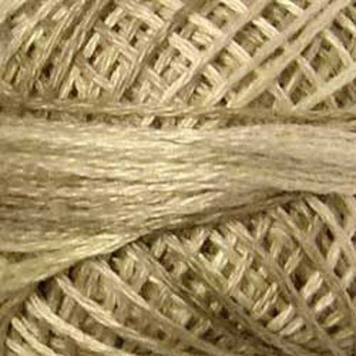 Aged White P4 - Valdani 3 Stranded Floss
