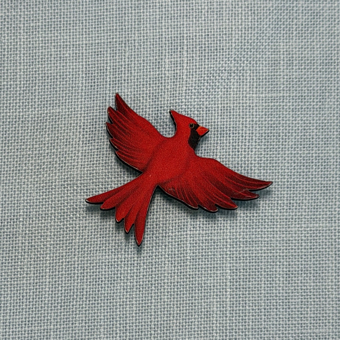 Flying Cardinal Wooden Magnetic Needle Minder