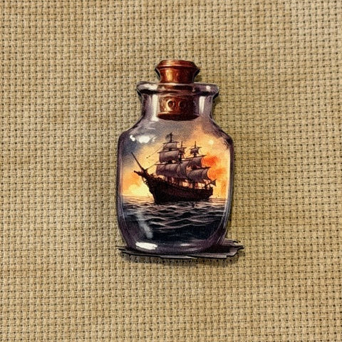 Ship in a Bottle Wooden Magnetic Needle Minder