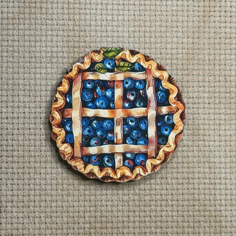 Blueberry Pie Wooden Magnetic Needle Minder