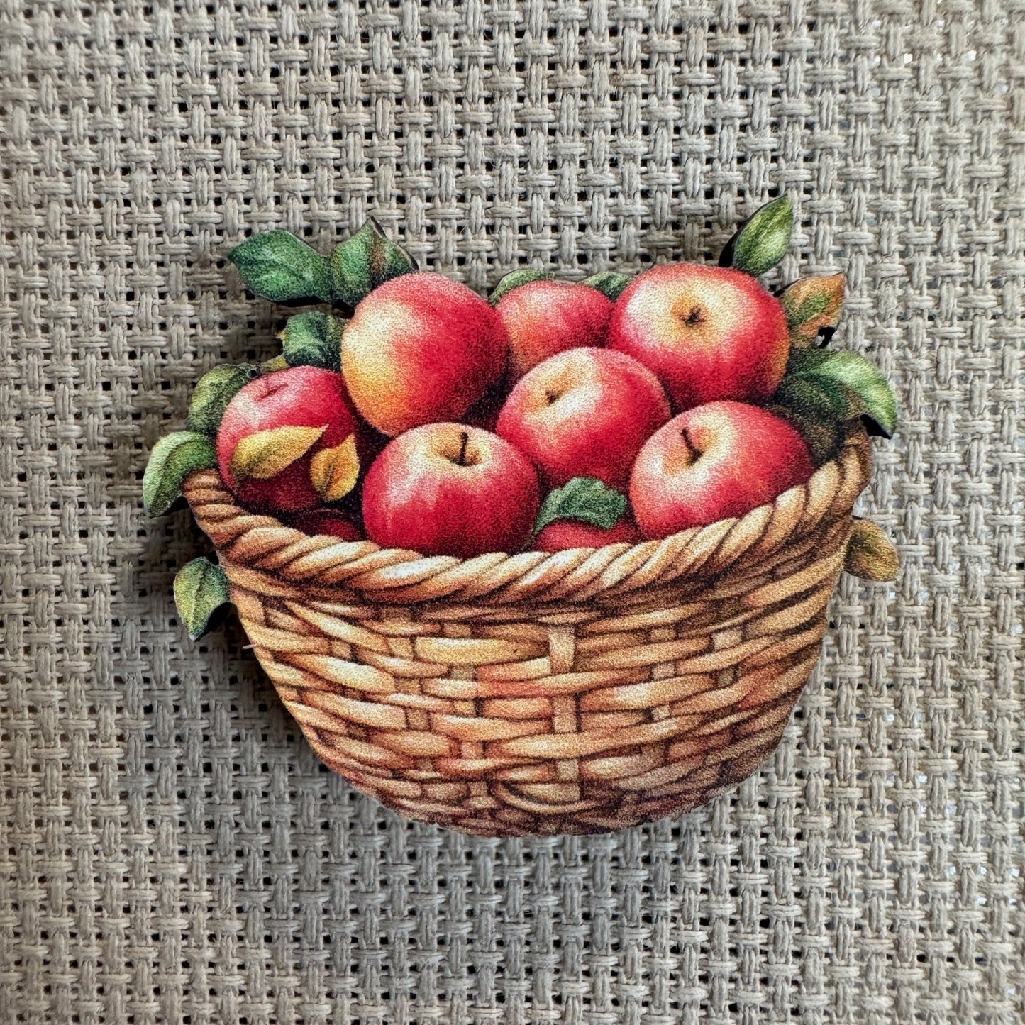 Autumn Apples Wooden Magnetic Needle Minder
