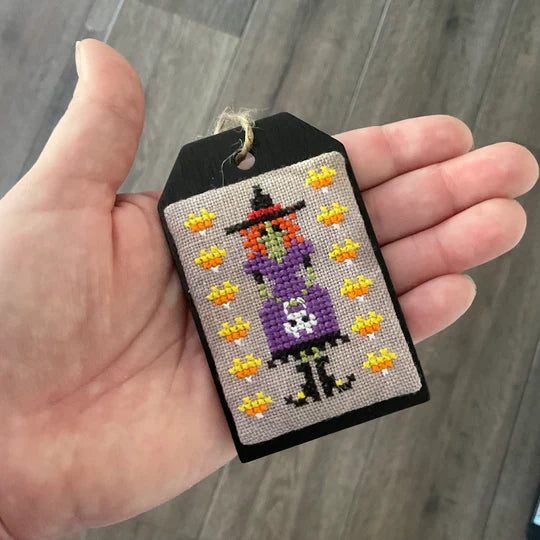 Halloween Tiny Tags - Dirty Annie's - Cross Stitch Pattern
