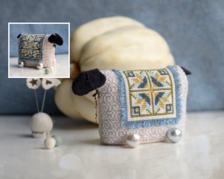 3D Double Sided Sheep Quilt - Cotton Pixels - Cross Stitch Pattern