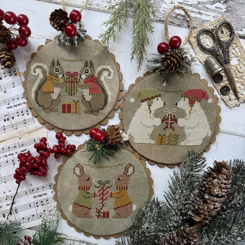 PREORDER The Perfect Gift - Puntini Puntini - Cross Stitch Pattern