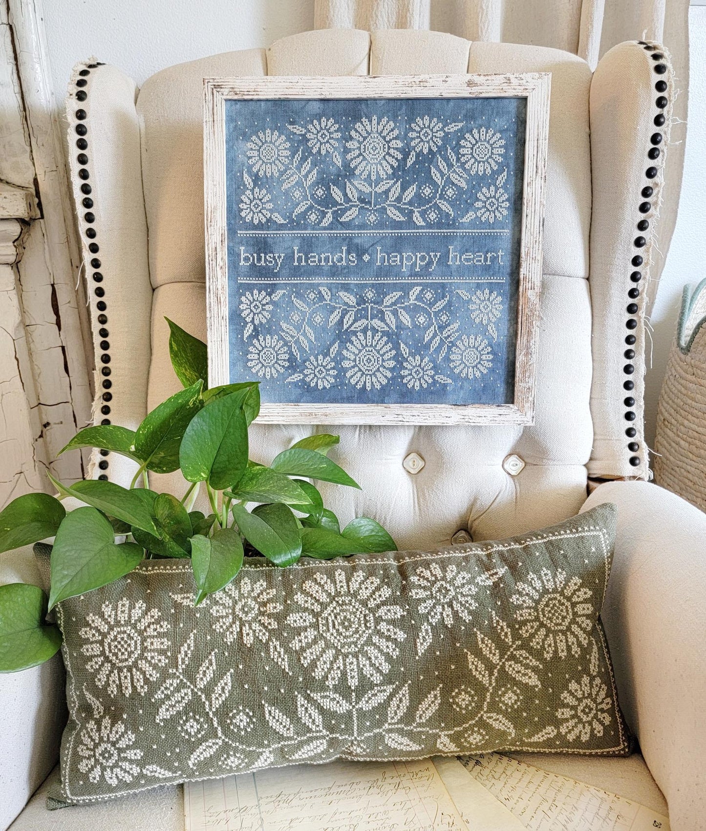 Busy Hands Happy Heart - Hello From Liz Mathews - Cross Stitch Pattern