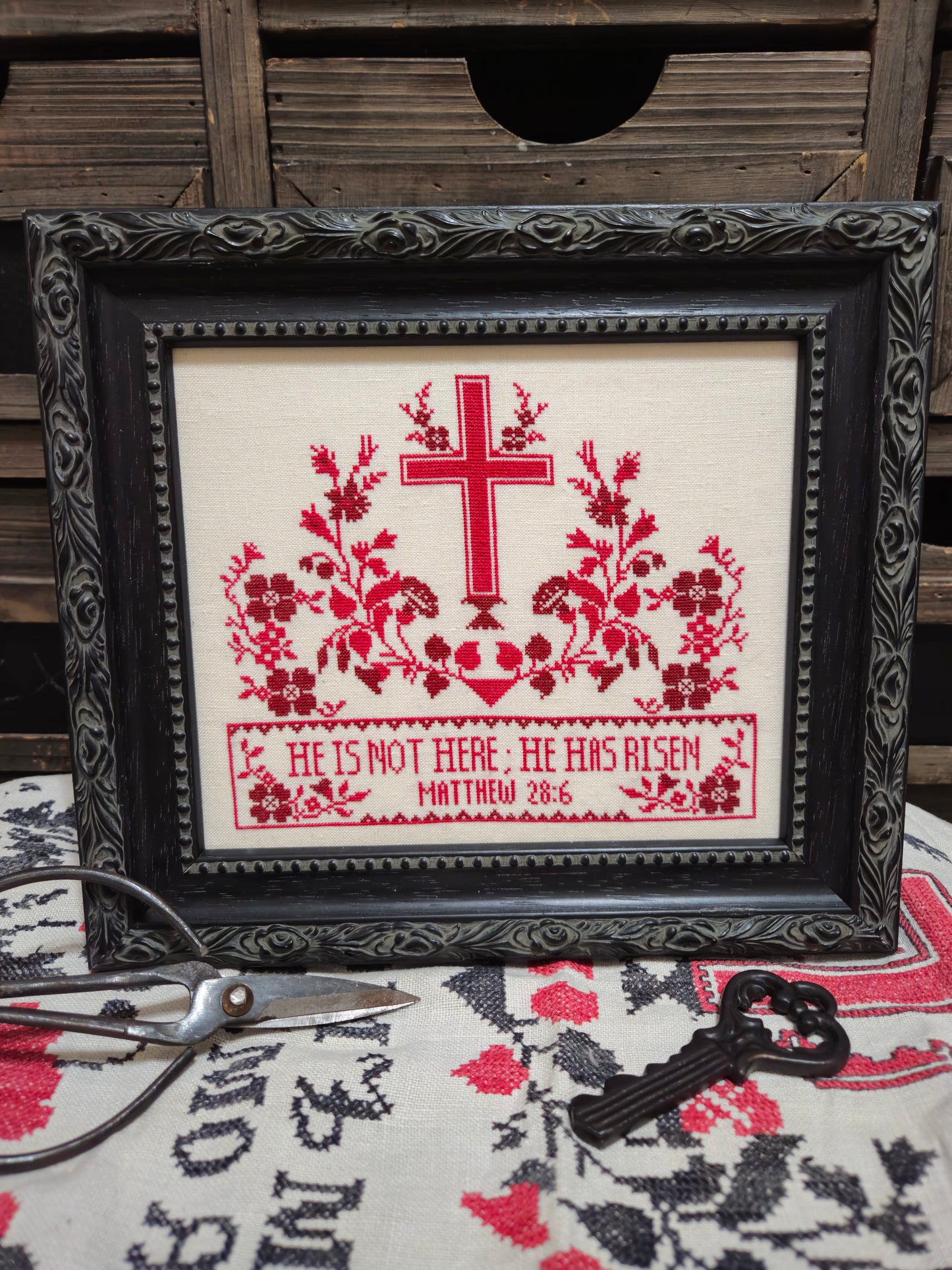 He Has Risen - Quaint Rose Needle Arts -  Cross Stitch Pattern