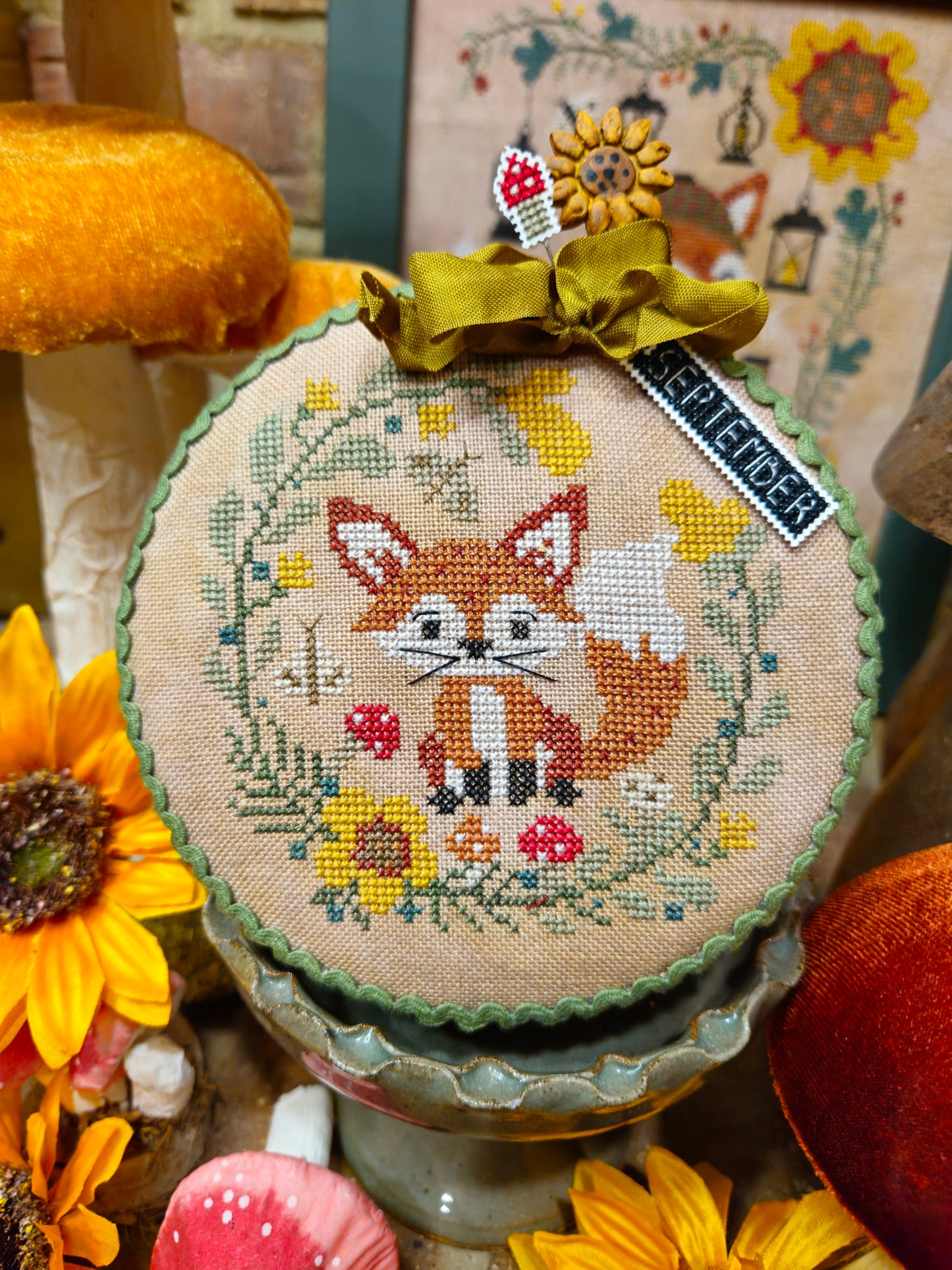 PREORDER Pin Drum Shorties #9 Fox - Quaintrose Needlearts - Cross Stitch Pattern