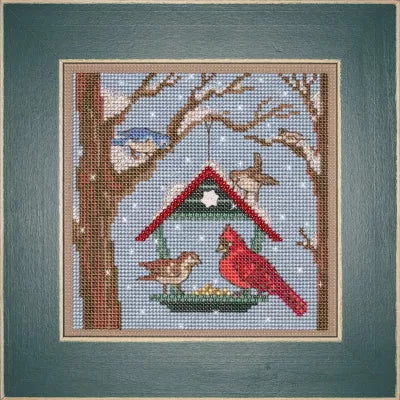 Gingerbread House Magnetic Needle Minder by Caterpillar Cross Stitch – The  Crafty Grimalkin - A Cross Stitch Store